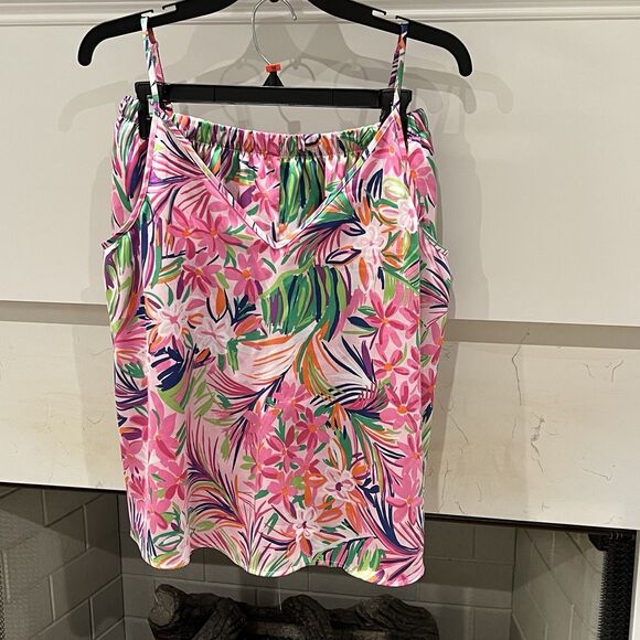 Van Winkle & Co Womens Pajama Set Sz L Pink Satin Shorts & Tank Flowy Floral